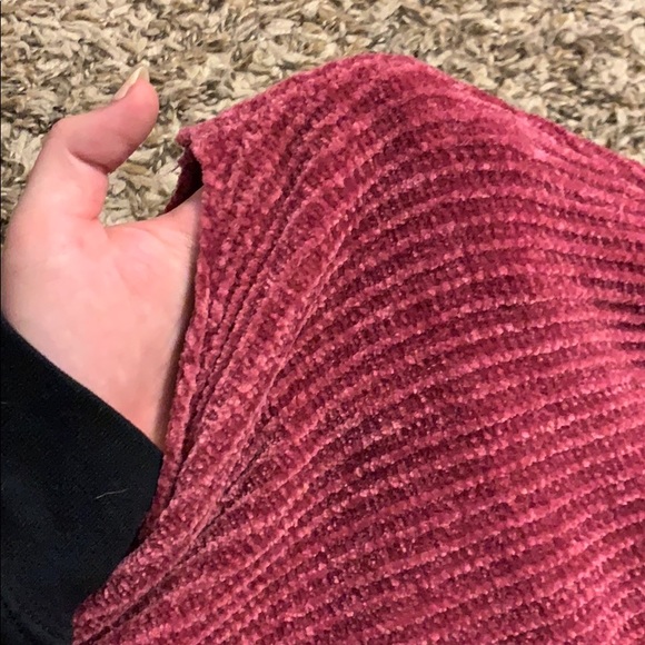 Cropped sweater - Picture 3 of 3